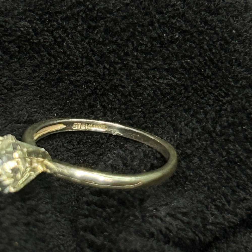 Sterling Silver Ring With Offset Solitaire Prince… - image 5